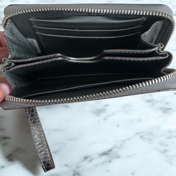 Michael Kors silver Snakeskin Wristlet with strap - Picture 4 of 4